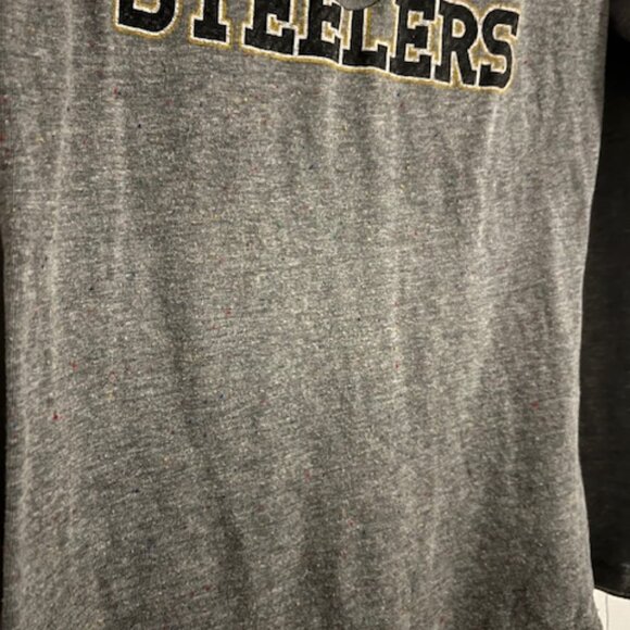 Ladies Long Sleeve Pittsburgh Steelers Tshirt Gray - Picture 2 of 2